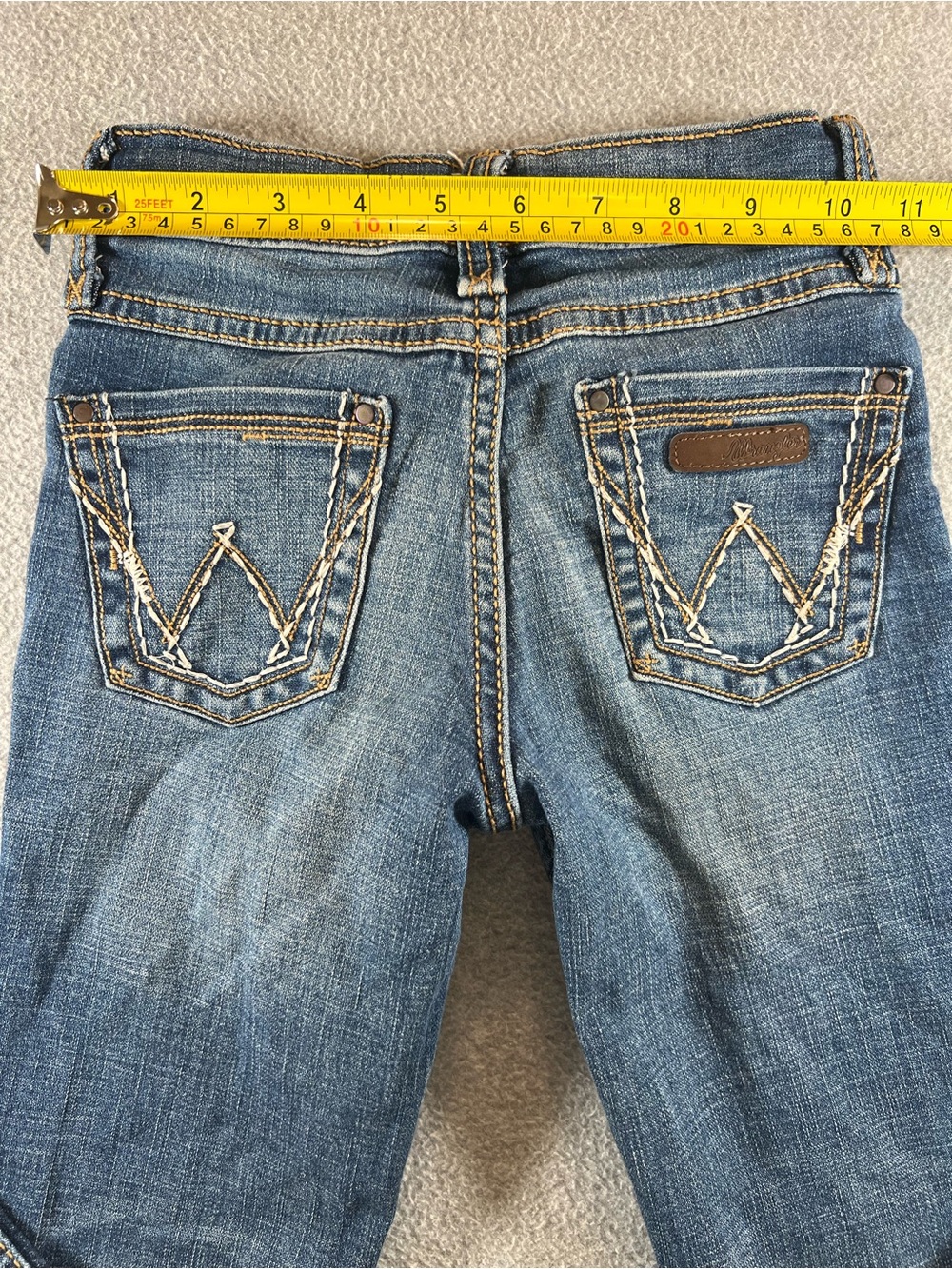 Wrangler Girls Bootcut Jeans Size 8 Slim Adjustable Waist Medium Wash Stretch - Picture 7 of 9